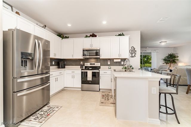 20474 Plumwood LOOP, North Fort Myers, FL 33917