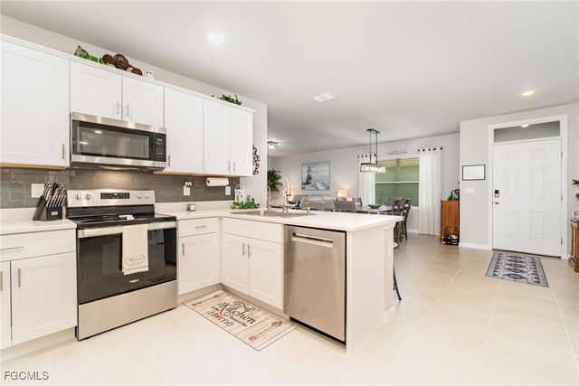 20474 Plumwood LOOP, North Fort Myers, FL 33917