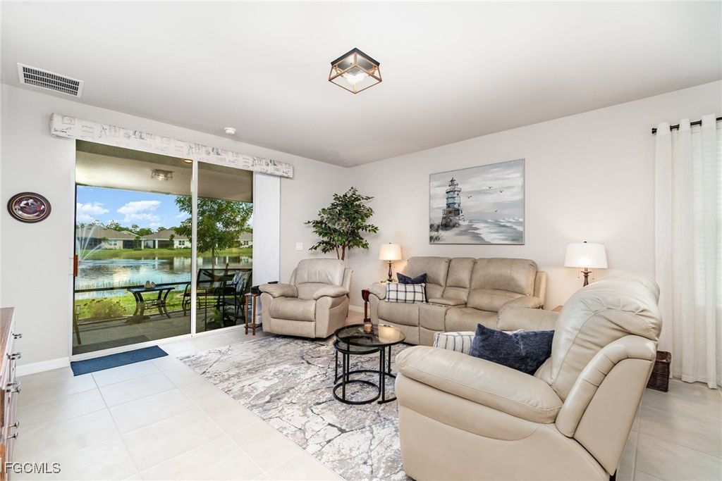 20474 Plumwood LOOP, North Fort Myers, FL 33917