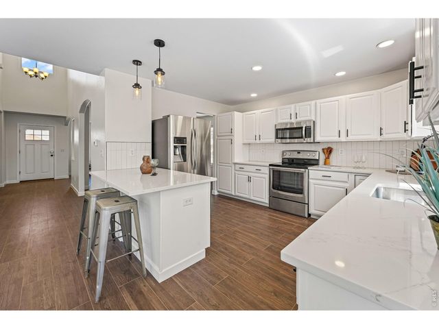 1464 Cherrywood Way, Longmont, CO 80504
