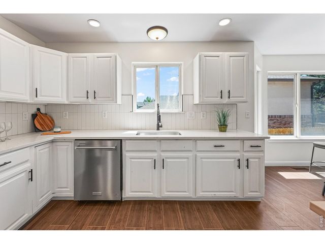 1464 Cherrywood Way, Longmont, CO 80504