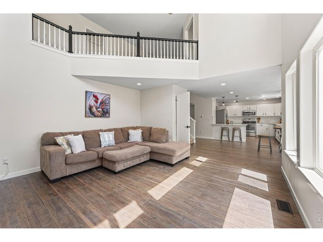 1464 Cherrywood Way, Longmont, CO 80504