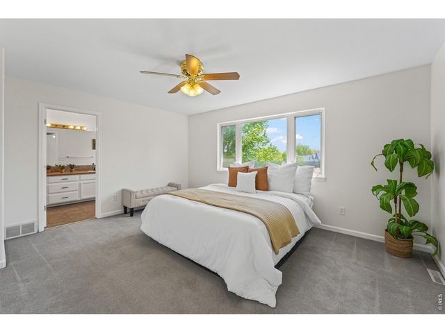 1464 Cherrywood Way, Longmont, CO 80504