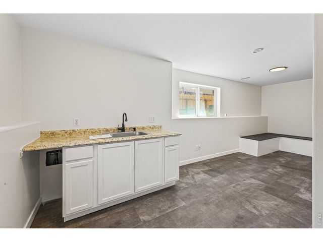 1464 Cherrywood Way, Longmont, CO 80504