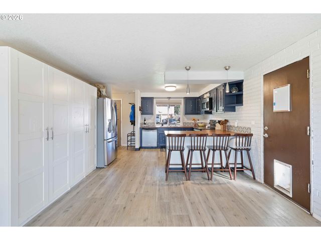 18845 ALLEGHENY Dr, Oregon City, OR 97045