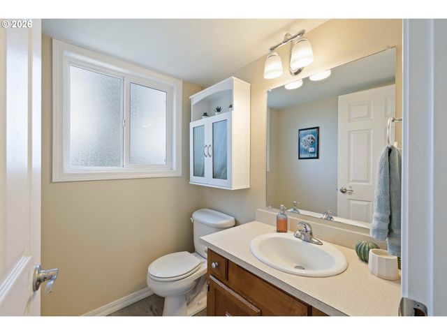 18845 ALLEGHENY Dr, Oregon City, OR 97045