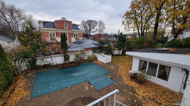 186-20 Troon Road, Jamaica Estates, NY 11432