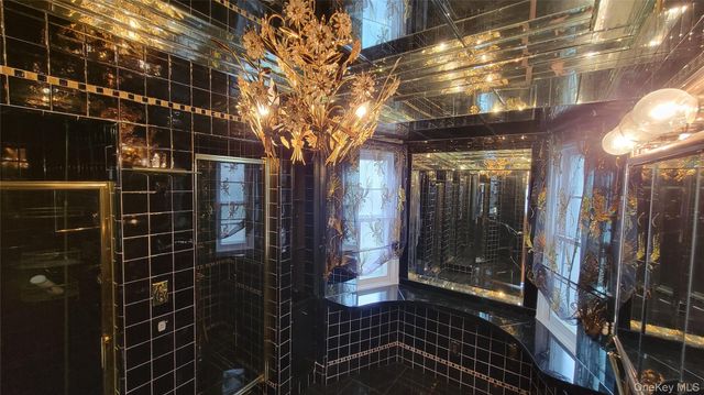 186-20 Troon Road, Jamaica Estates, NY 11432