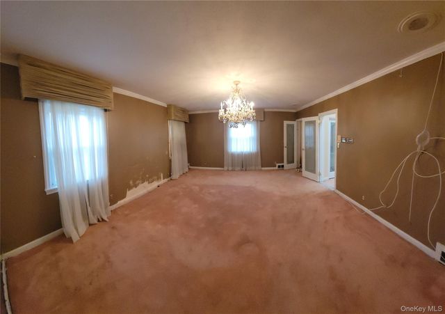 186-20 Troon Road, Jamaica Estates, NY 11432