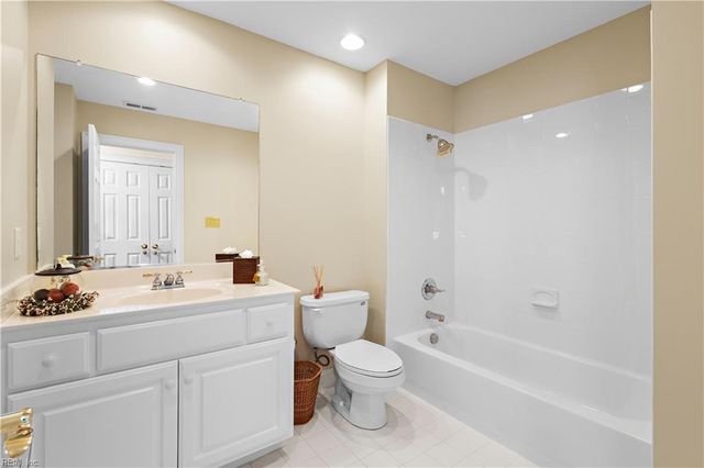 6206 E Shallowford CT, Suffolk, VA 23435