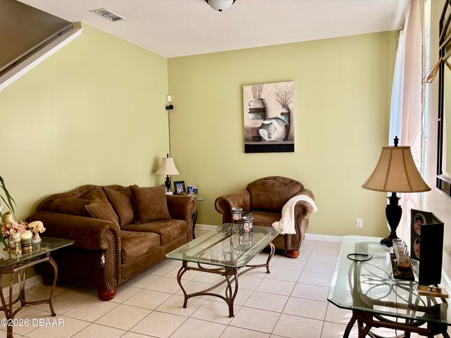 239 W Tarrington Drive, Deland, FL 32724