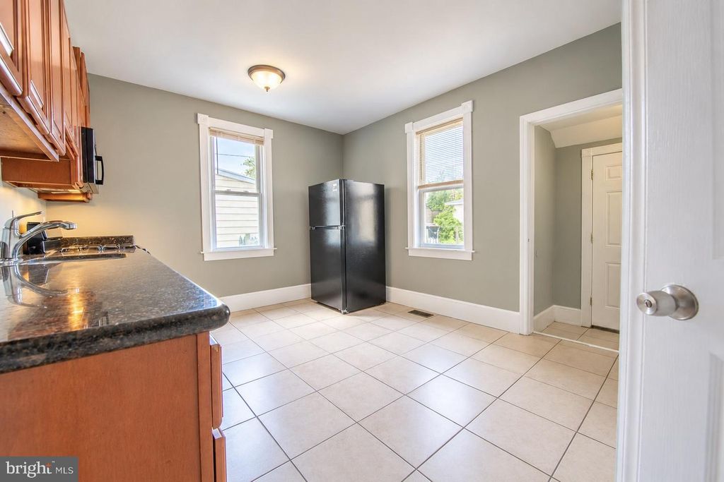 426 KOSSUTH ST, RIVERSIDE, NJ 08075 — photo 5