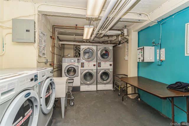 35-30 73rd Street 2B, Jackson Heights, NY 11372