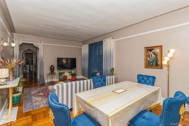 35-30 73rd Street 2B, Jackson Heights, NY 11372