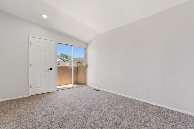1729 Del Cielo Drive NW, Albuquerque, NM 87105