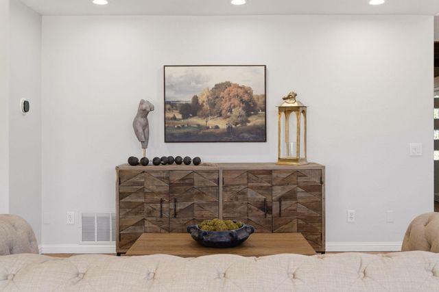 1729 Del Cielo Drive NW, Albuquerque, NM 87105