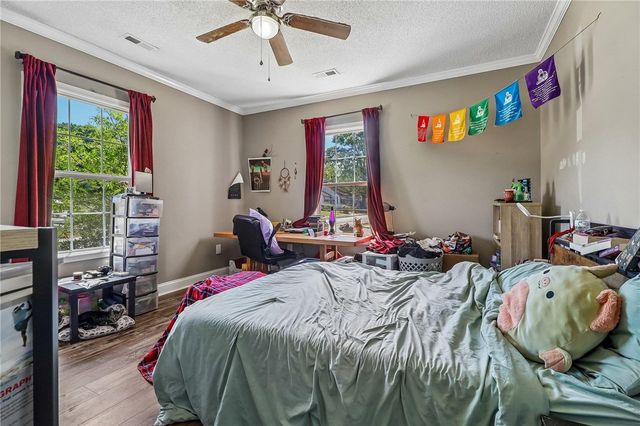 200 Jefferson Street, Clinton, SC 29325
