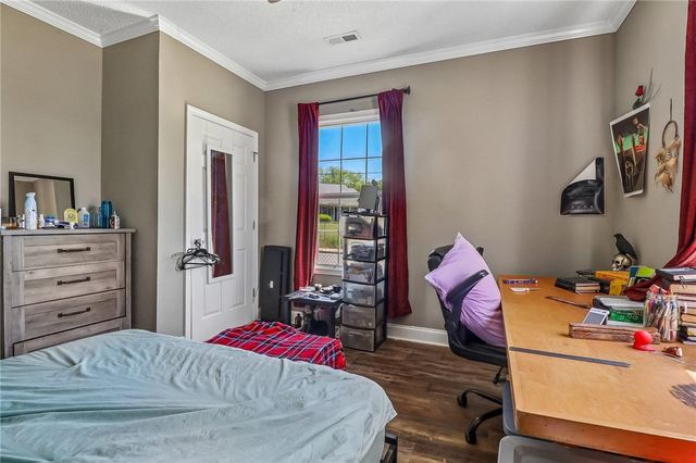200 Jefferson Street, Clinton, SC 29325