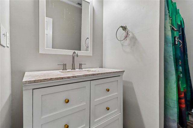 200 Jefferson Street, Clinton, SC 29325