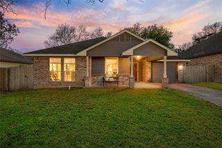 2213 Autumn Woods Drive, Waco, TX 76711