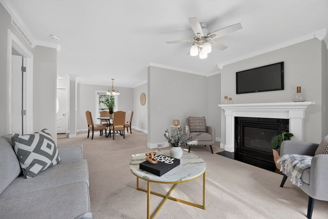 2 Leslie Court, Rockland, MA 02370