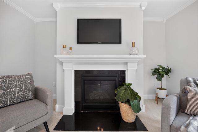 2 Leslie Court, Rockland, MA 02370