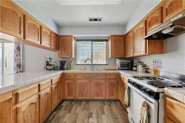 737 Concord Court, Mcfarland, CA 93250