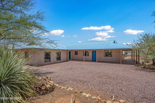 2701 E Sahuarita Road, Vail, AZ 85641