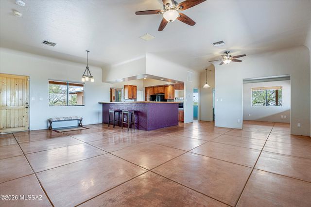 2701 E Sahuarita Road, Vail, AZ 85641