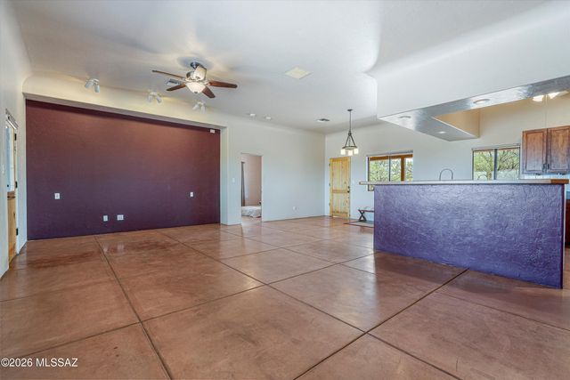 2701 E Sahuarita Road, Vail, AZ 85641