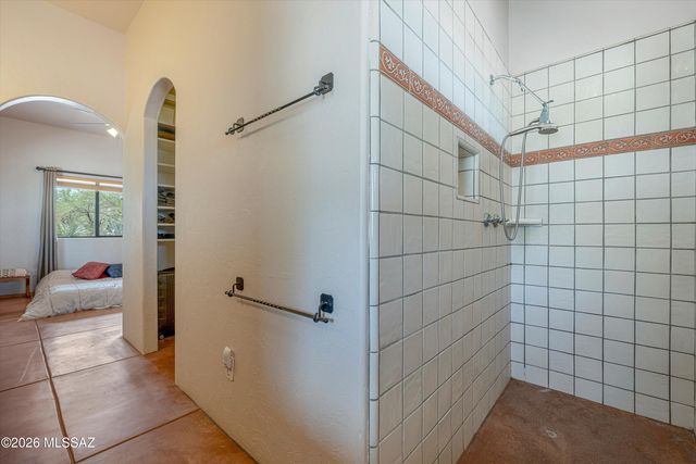 2701 E Sahuarita Road, Vail, AZ 85641