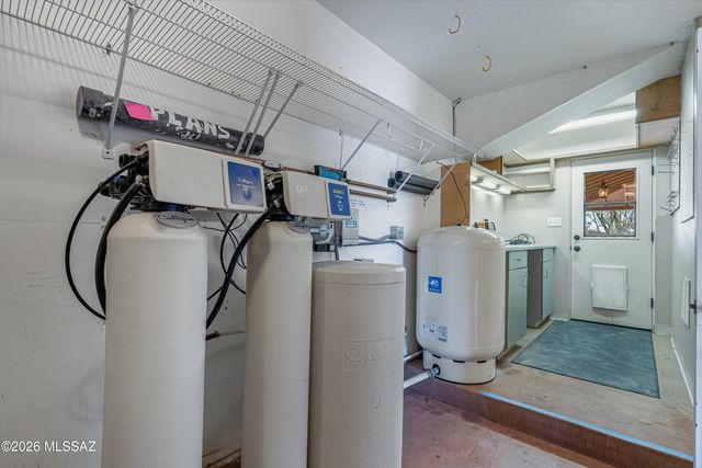 2701 E Sahuarita Road, Vail, AZ 85641