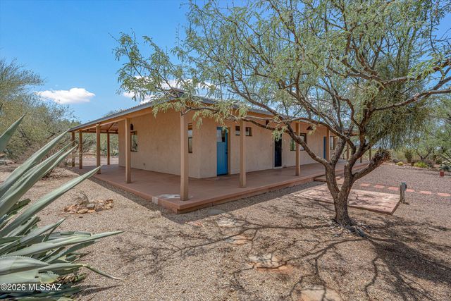 2701 E Sahuarita Road, Vail, AZ 85641