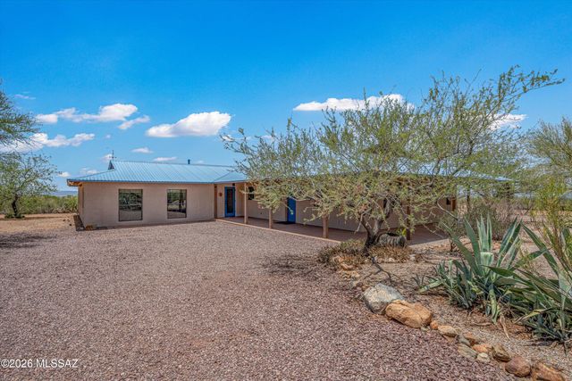 2701 E Sahuarita Road, Vail, AZ 85641