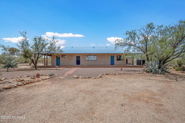 2701 E Sahuarita Road, Vail, AZ 85641