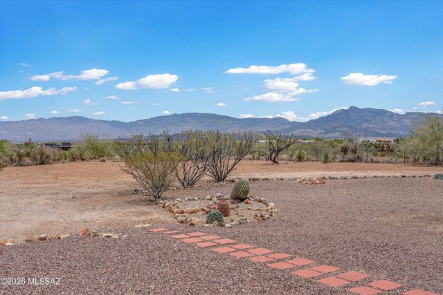 2701 E Sahuarita Road, Vail, AZ 85641