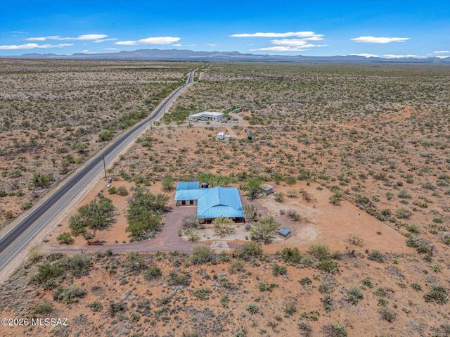 2701 E Sahuarita Road, Vail, AZ 85641