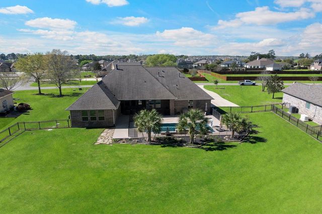 18819 Serene Water Drive, Montgomery, TX 77356