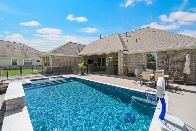 18819 Serene Water Drive, Montgomery, TX 77356