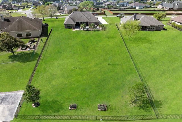 18819 Serene Water Drive, Montgomery, TX 77356