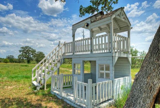 000 Patterson RD, Flatonia, TX 78941