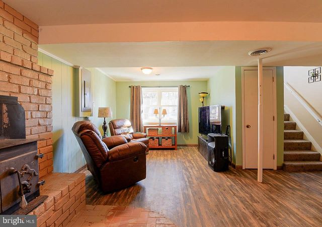 31 SHERMAN ST, Hanover, PA 17331