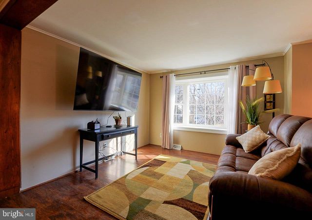 31 SHERMAN ST, Hanover, PA 17331