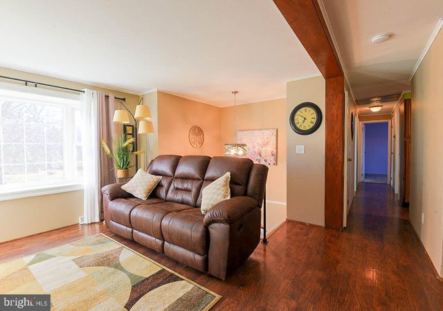 31 SHERMAN ST, Hanover, PA 17331