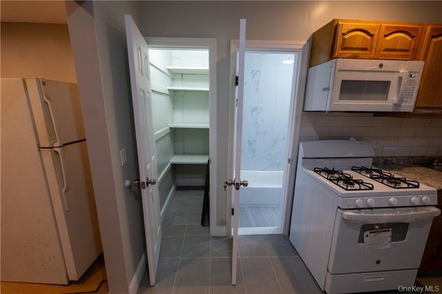 9728 Flatlands Avenue, Brooklyn, NY 11236