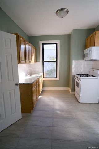 9728 Flatlands Avenue, Brooklyn, NY 11236