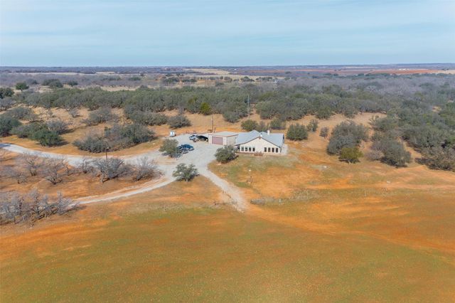 601 Co Road 352, Carbon, TX 76435