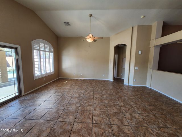 16830 S 42ND Street, Phoenix, AZ 85048