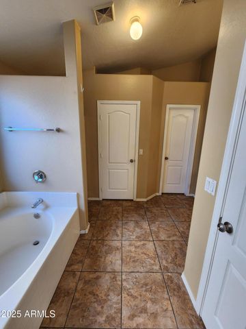 16830 S 42ND Street, Phoenix, AZ 85048