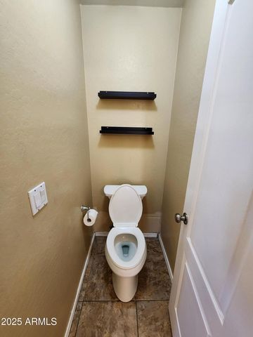 16830 S 42ND Street, Phoenix, AZ 85048